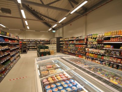 Команда VVN доставила оборудование и выполнила монтажные работы в новом магазине сети магазинов «ТОП» в Сигулде.15